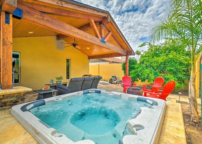 Snowbirds! Group Getaway W/ Hot Tub In * Scottsdale